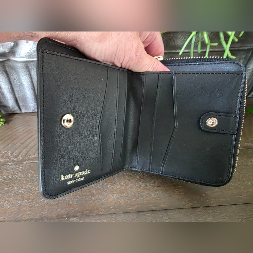 Kate Spade Smooth Black Leather Tote With Small Zip Around Bi Fold Wallet - Picture 15 of 16